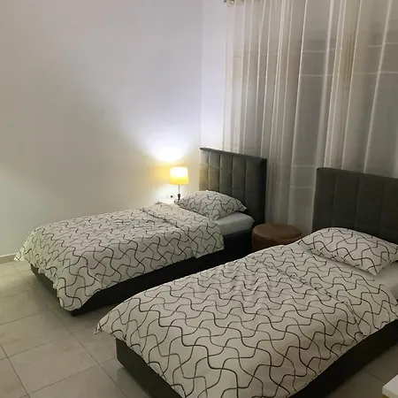 Twin Guest house 3*